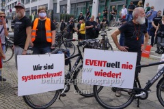 "Rettet die Veranstaltungsbranche", Demonstration unter Coronabedingungen, vom Frankfurter Tor zum Oranienplatz in Berlin, 10.07.2020