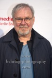 Hauptdarsteller Joachim Krol, "ENDLICH WITWER - Über alle Berge", Photocall am Roten Teppich, Kino Babylon, Berlin, 18.04.2023