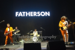 Marc Strain (Bass), Greg Walkinshaw (Schlagzeug), Ross Leighton (Gitarre, Lead-Gesang), "FATHERSON", Konzert, Verti Music Hall, Berlin, 09.02.2020,