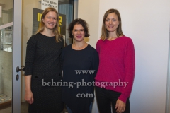 Die Schauspielerinnen Stephanie Stremler, Esther Zimmering, Alma Leiberg, "Kino und Bar in der Koenigstadt", Photocall, Berlin-Prenzlauer Berg, 02.11.2019