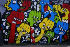 Graffitti "FIGHT FOR YOUR RIGHTS" von PEN_CHILL an der Mauer zum Friedrich-Ludwig-Jahn-Sprtpark,  Mauerpark, zwischen Gleimstraße und Eberswalder Straße, "PRENZLAUER BERG", Berlin, 04.06.2020