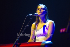 Kristy Buglass (Gesang, Keyboard), "PARADISIA", Konzert, Tempodrom, Berlin, 01.06.2019