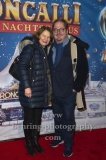 "Roncalli Weihnachtscircus" (21.12.2018 - 06.01.2019 ), Schauspieler Juergen Tarrach und Frau, Photo Call am Roten Teppich zur Premiere, Tempodrom, Berlin, 22.12.2018,