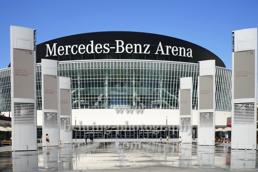 Mercedes-Benz Arena am Mercedes-Platz 1, 10243 Berlin, 30.06.2019 - die größte von Berlins Konzerthallen